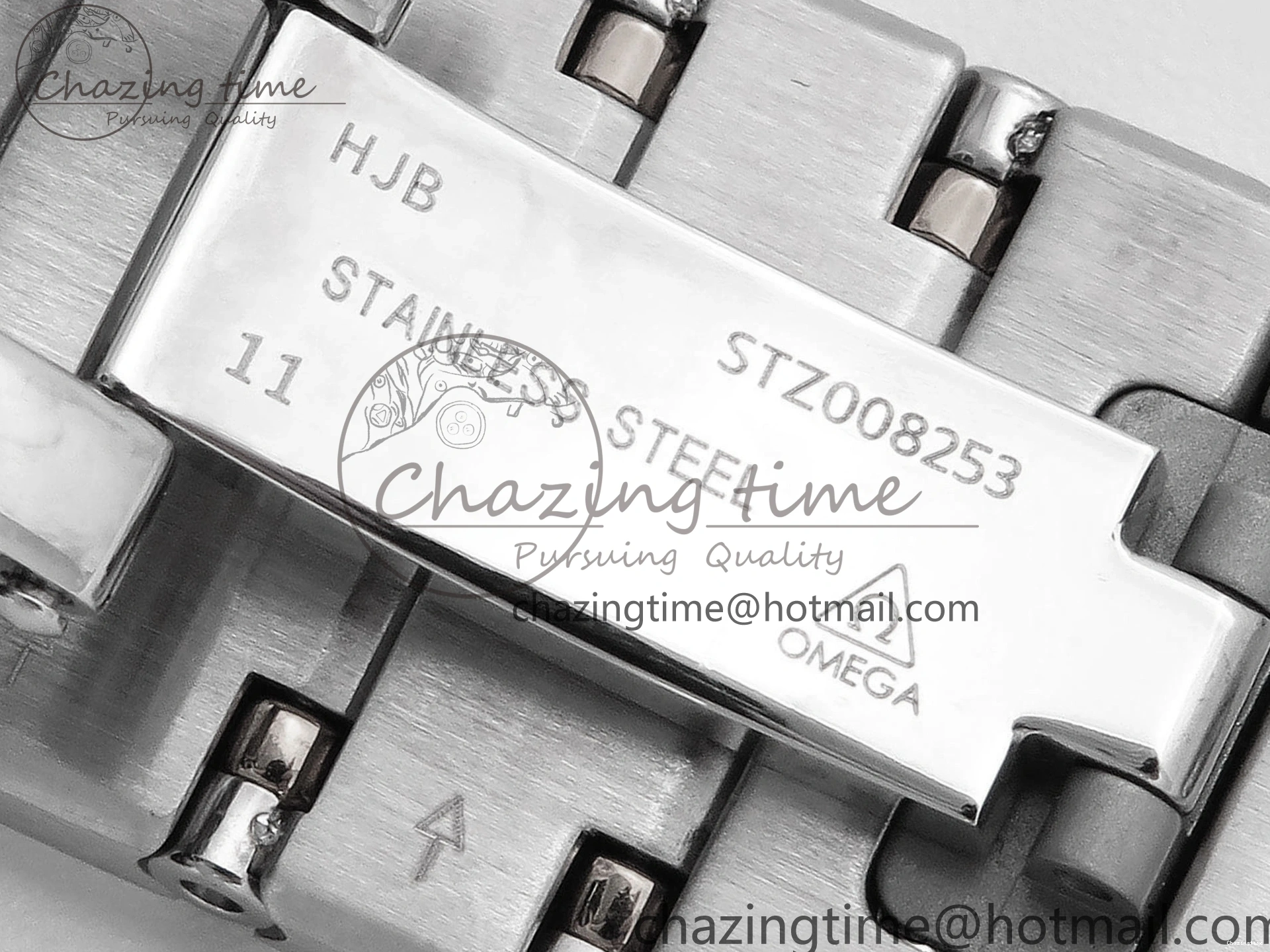 0105 Bold Constellation 39mm SS ASWF 1:1 Best Edition White Textured Dial on SS Bracelet A 7768